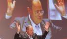 Peer Steinbrück ließ sich auf dem außerordentlichen Bundesparteitag der SPD in Hannover feiern. Foto: dpa/Michael Kappeler