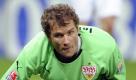 Jens Lehmann ist dagegen nach all den Eskarpaden der letzten Wochen bald für niemanden mehr eine Option. Überhaupt ist es nach Ablauf seines Vertrages beim VfB Stuttgart Zeit für die Fußballerrente. Foto: dpa