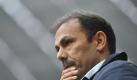 Trainer Jos Luhukay hat bei Hertha BSC einen Vertrag unterschreiben. Foto: Andreas Gebert Foto: dpa