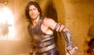 So kennt man ihn aus den Computerspielen: der Prince of Persia (Jake Gyllenhaal), bewaffnet mit zwei Säbeln und immer in Aktion. Foto: © Disney Enterprises, Inc. And Jerry Bruckheimer, Inc. All Rights Reserved
