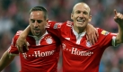 Wer kann Barcelona schlagen - vielleicht der FC Bayern München mit Arjen Robben (r.) und Franck Ribery? Die Wunde der 0:4-Klatsche im Viertelfinale ist in der Bayern-Seele noch nicht verheil. Foto: dpa