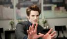 Der Tolle mit der Tolle: Vampir Edward (Matt Lanter) hat nur Augen für Becca Crane und wirft sich für sie in die Bresche - die Frisur sitzt. Foto: 20th Century Fox