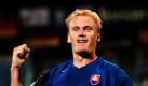 Slowakei: Der Star der slowakischen Mannschaft ist Rekordnationalspieler Miroslav Karhan. Der für den 1. FSV Mainz spielende defensive Mittelfeldmann ist beim WM-Debüt der Slowaken Kapitän. Ein gutes Abschneiden in Südafrika würde seine Nationalelf-Karriere krönen. Sein bisheriger Höhepunkt: Der 2:0-Sieg in einem Freundschaftsspiel gegen Deutschland im Spätsommer 2005. Damals schoss er beide Tore. Foto: dpa