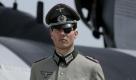 ARCHIV: Der US-amerikanische Schauspieler Tom Cruise als deutscher Kavallerieoffizier und Oberst im Generalstab, Claus Schenk Graf von Stauffenberg, aufgenommen bei Dreharbeiten zum Film 'Valkyrie' in Babelsberg (Foto undatiert). Die Film- und Medienstadt Babelsberg laedt fuer Samstag (24.09.11) zu ihrem 100. Geburtstag in den Filmpark ein. Ueber 700 Prominente, Mitarbeiter und ehemalige DEFA-Angestellte haben sich angekuendigt, sagte Filmpark-Geschaeftsfuehrer Friedhelm Schatz am Mittwoch (21.09.11). (zu dapd-Text). Foto: Frank Connor/Studio Babelsberg/dapd Foto: Frank Connor/Studio Babelsberg/dapd