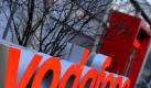 Vodafone sichert sich mit einem Schlag eine feste Position im Markt für Breitband-Internet. Das Unternehmen ist bereits der weltweit größte Mobilfunkanbieter. Foto: Caroline Seidel  Foto: dpa