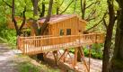 Im Wipfelglück Mönchberg im Spessart gibt es sogar ein barrierefreies Baumhaus für Rollstuhlfahrer. Foto: Wipfelglück Baumhaushotels
