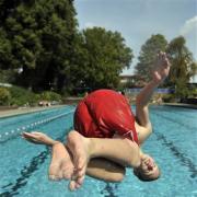 Schwimmen lernen lohnt sich (Foto)