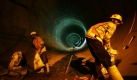 Bauarbeiter bei der Kontruktion einer Metrostation in Neu Dehli, Indien. Foto: dpa