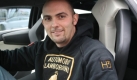 Im Innenraum des Supersportlers geht Lamborghini-Testfahrer Giorgio Sanna seinem Job nach. Der 34-jhrige hat den Lambo ber 10.000 Kilometer begleitet. Foto: news.de