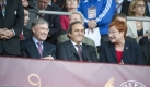 Auch im Stadion: Bundespräsident Horst Köhler, Uefa-Präsident Michel Platini und Finnlands Präsidentin Tarja Halonen. Foto: dpa