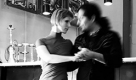 Tango funktioniert überall. Auch sehr gut in der Küche oder als spontanes Intermezzo beim Essen, wie der Profitänzer Sebastian Ance zeigt. Foto: flickr/zabara_tango