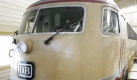 Deutschlands erste Schnellfahrlokomotive, die E 03 001, steht am Donnerstag (07.12.2006) im Deutsche Bahn Museum in Nürnberg (Mittelfranken). Die 200 Kilometer in der Stunde schnellen E-Loks der Baureihe 03 bildeten Jahrzehnte lang das Rückgrat zunächst des TEE- und später des Intercity-Verkehrs. Bis vor kurzem diente sie als Zug-Lokomotive für den Nostalgie-Zug «Rheingold». Foto: Daniel Karmann dpa/lby (zu dpa/lby 7192) +++(c) dpa - Bildfunk+++

 Foto: dpa