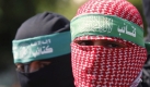 Israel und die Hamas haben eine Übereinkunft getroffen. Als Austausch für ein Videoband, das zeigt, dass ein seit drei Jahren gefangen gehaltener israelischer Soldat noch immer am Leben ist, sollen 20 palästinensische Frauen aus einem Gefängnis entlassen werden. Foto: ap