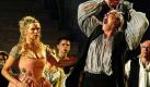 An der Seite von Peter Simonischek spielte Veronica Ferres 2004 die Buhlschaft im Stück Jedermann von Hugo von Hofmannsthal, in Salzburg. Foto: dpa