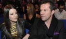 Kein Liebesglück für Lothar Matthäus
Vorspann:	
Text:	
München (dpa) - Die dauerhaft glückliche Liebe bleibt für Lothar Matthäus (50) eine Vision. Nach übereinstimmenden Berichten von «Bild.de» und «Bunte» haben sich der Rekordnationalspieler und seine Freundin Ariadne Ioannou (24) nach fünf Monaten getrennt. 

Matthäus lernte die Psychologiestudentin Anfang Dezember in München kennen. Im Februar ließ er sich von seiner vierten Ehefrau Liliana scheiden. «Ich habe am letzten Freitag mit Lothar Schluss gemacht. Wir hatten unterschiedliche Auffassungen, wie unsere gemeinsame Zukunft aussehen soll», zitierte «Bild.de» am Dienstag Ioannou. «Lothar war mir einfach zu oberflächlich.» Matthäus bestätigte der Münchner «Abendzeitung»: «Wir sind kein Paar mehr. Schon vor Wochen war klar, dass es nicht mehr geht. Von einer Seite waren Erwartungen da, die ich so nicht erfüllen kann und will.» Für den Vorwurf der Oberflächlichkeit habe er «nur ein mildes Lächeln übrig».

Grund für die Trennung ist nach «Bunte»-Information eine andere Frau, mit der Matthäus mehrfach gesehen worden sein soll. Von der «Abendzeitung» auf Spekulationen angesprochen, das polnische Model Joanna Tuczynska sei der Trennungsgrund, sagte Matthäus: «Lassen wir das mal offen und schauen, was passiert.»

Trennung bei bild.de

Trennung bei Bunte

 Foto: dpa