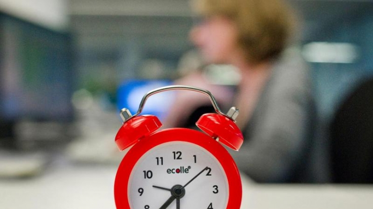 Die Uhr tickt. Aber womit verbringen wir eigentlich unsere Lebenszeit?