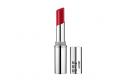 Einen schönen Farbschimmer und eine leichte Pflege stecken in den Glossy Lip Stylos der Make up Factory. Je häufiger Sie den Stift auftragen, desto kräftiger wird die Farbe. Er enthält einen Lichtschutzfaktor (15) sowie die Vitamine A, C und E. Pro Stift müssen Sie mit knapp zehn Euro rechnen. Auf dem Bild sehen Sie die Farbe Nummer 10. Foto: Make up Factory