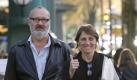 Randy Quaid und seine Frau Evi behaupten, von einer Gruppe verfoglt zu werden, die es auf Hollywood-Stars abgesehen hat. Unter anderem seien Heath Ledger und David Carradine Opfer dieser Gruppe geworden. Deswegen seien die Quaids in der letzten Woche nach Kanada geflüchtet, wo sie kurzzeitig festgenommen wurden . Heath Ledger war Anfang 2008 nach einer Medikamentenüberdosis gestorben. David Carradine wurde im letzten Jahr stranguliert in einem Hotel in Bangkok gefunden. Die Behörden gehen davon aus, dass er sich das zur sexuellen Stimulation selbst zugefügt hat. Foto: ap