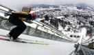 ARCHIV - Der tschechische Skispringer Jakub Janda in Aktion in Oberstdorf beim Auftaktspringen der 54. Vierschanzentournee in der Spur der Schattenbergschanze (Archivfoto vom 28.12.2005). Am Samstag (30. Dezember 2006) findet in Oberstdorf das 1. Springen der 55. Internationalen Vierschanzentournee statt. Foto: Matthias Schrader (zu dpa 0273 vom 27.12.2006) +++(c) dpa - Bildfunk+++ Foto: dpa