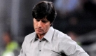 DFB-Trainer Joachim Löw zeigt am Spielfeldrand seine Enttäuschung. Foto: dpa