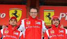 Ferrari-Teamchef Stefano Domenicali (M) hofft auf einen Heimsieg seiner Fahrer Felipe Massa (l) und Fernando Alonso. Foto: dpa
