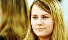 Die Österreicherin Natascha Kampusch posiert in Hamburg kurz vor der Präsentation der NDR-Dokumentation Natascha Kampusch - 3096 Tage Gefangenschaft. Die 21-jährige Kampusch gewährt in der Dokumentation, die am 25. Januar 2010 im Ersten ausgestrahlt wird, Einblicke in ihre jahrelange Gefangenschaft. Foto: dpa