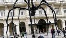 Eine Riesenspinne von Louise Bourgeois vor dem Kunstmuseum von Havanna. Foto: dpa