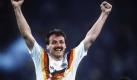 ... Jürgen Kohler, 1990 unüberwindbarer Abwehrrecke und schmucker Schnauzbartträger, ist heute noch fast so glatt wie damals. Foto: imago