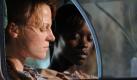 berleutnant Nicole Ziegler (Maria Simon, l.) und ihre Übersetzerin Noelle (Florence Kasumba, r.) unterwegs bei ihrem Einsatz im Kongo.
 Foto: zdf Kelly Walsh