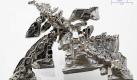 Anders bei Silber. Von diesem Edelmetall werden bis zu 70 Prozent von Industrie, Fotografie und Tafelsilber verbraucht. Für den Herausgeber des Newsletters Silberjunge, Thorsten Schulte, ist Silber immer noch unterbewertet: Es gibt etwa 17-mal so viel Silber wie Gold auf der Erde. Der Goldpreis müsste also in etwa das 17-fache des Silberpreises betragen. Jetzt kostet Gold etwa das 50-fache des Silberpreises. Da ist also noch eine Menge Luft für Silber. Foto: Alchemist-hp/Creative Commons License
