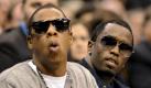 Rapper Jay-Z scheffelt am meisten
Vorspann: 	
Text: 	

New York (dpa) - Rapper Jay-Z ist mehr als doppelt so reich wie sein Kollege Sean «Diddy» Combs. Im vergangenen Jahr verdiente der 40-jährige Ehemann von Beyoncé Knowles 63 Millionen Dollar (48,9 Millionen Euro), berichtet das US-Wirtschaftsmagazin «Forbes».

Der gleichaltrige Combs landete auf der jährlichen «Hip Hop Cash Kings»-Liste mit 30 Millionen Dollar Jahreseinkommen auf Platz zwei. Der amerikanische Rapper Akon mit senegalesischen Wurzeln, der im bürgerlichen Leben Aliuane Thiam heißt, belegte Platz drei (21 Millionen Dollar).

Obwohl er seit März wegen unerlaubten Waffenbesitzes in einem New Yorker Gefängnis sitzt, schaffte es Lil Wayne alias Dwayne Carter auf Platz vier, noch vor dem kalifornischen Rapper Dr. Dre alias Andre Young (17 Millionen Dollar).

Trotz der anhaltend schlechten Wirtschaftslage in den USA nahmen die 20 Spitzenverdiener der Hip-Hop-Branche im vergangenen Jahr zusammen 300 Millionen Dollar ein, so «Forbes».
Ressort: 	Medien
Schlagworte: 	Musik/Leute/USA/ Foto: dpa
