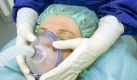 Viele Patienten haben mehr Angst vor der Narkose als vor den Operationen.  Foto: dpa
