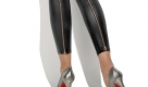 von Kova  T: Lederleggins mit Reißverschlüssen für 207,58 Euro Foto: news.de/net-a-porter.com