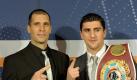 Der Kampf zwischen dem Argentinier Rogelio Rossi (l) und Marco Huck kann stattfinden. Foto: Michele Danze. Foto: dpa