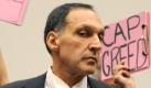 Jahrelang hatte der Lehman-Brothers-Chef Richard Fuld Anleger reich gemacht. Doch kurz vor der Pleite seiner Bank stand er alleine da. Die US-Regierung wollte ihm nicht helfen, obwohl sie zuvor einigen Konkurrenten unter die Arme gegriffen hatte. Warum? Das bleibt bis heute ein Geheimnis. Im September 2008 ging Lehman Brothers unter. Die bisher grte Unternehmenspleite in den USA traf die Amerikaner wie ein Schlag. Foto: dpa
