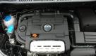 Turbo- und Kompressoraufladung verleihen dem Erdgas-Van einen ordentlichen Durchzug und gutes Überholvermögen. Unter Last wird der Motor allerdings recht laut, und in Verbindung mit dem Siebengang-DSG gestaltet sich das Anfahren etwas ruppig. Foto: pi