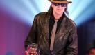 Udo Lindenberg zittert auch: Vor großen Konzerten bin ich schon nervös. Da kommt es durchaus vor, dass ich in der Nacht zuvor schlecht schlafe und immer wieder wach werde. Neben meinem Bett liegt immer ein Zettel bereit, auf dem ich Ideen zu Veränderungen - ob andere Fotos auf der Leinwand oder andere Showeffekte - sofort aufschreiben kann. Foto: dpa