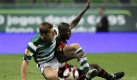Doch die Hertha meldete sich zurück, hier Neuzugang Silva. In der Abwehr boten die Berliner gegen prominente Portugiesen wie Joao Moutinho und Liedson eine mehr als solide Leistung. In der Offensive hatten sie aber nicht den Mut, die Partie mit etwas Risiko anzugehen. Foto: dpa