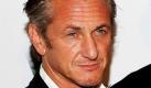 US-Schauspieler Sean Penn kommt zur Premiere des Films Miral, die im Hauptsitz der Vereinten Nationen in Manhattan stattfindet. Der Streifen von Regisseur Julian Schnabel ist in den USA bereits vor seinem Erscheinen umstritten: Das Jüdische Komitee nennt den Film, der das harte Leben der Palästinenser in Flüchtlingslagern zeigt, einseitig und meint, es stelle Israel in einem negativen Licht dar. Foto: dapd