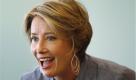 Die britische Schauspielerin, Regisseurin und Produzentin Emma Thompson hat sich für 2011 ein Jahr Ruhe verordnet. Es ist, als ob man ein großes Schiff zum Abbremsen bringt, weil es einfach zu viel Fahrt drauf bekommen hat, sagte sie gegenüber der Berliner Morgenpost. Foto: dapd