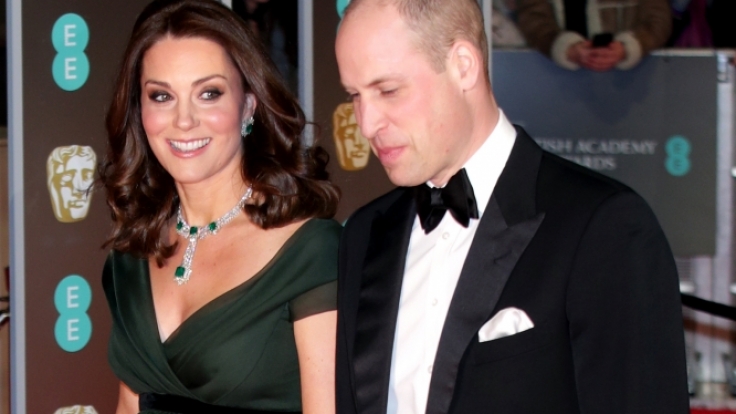 Kate Middleton sorgte bei der BAFTA-Verleihung mit ihrer Kleiderwahl für Gesprächsstoff.