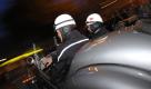 Motorradpolizisten sorgen für freie Fahrt und machen sogar die Gegenspur frei - animieren einen zum Beschleunigen und helfen beim Schneiden unvorsichtiger Verkehrsteilnehmer. So eine Veranstaltung wie die Mille Miglia kann es eben nur in Italien geben. Foto: bok/pi