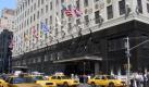 New York hat viele tolle Kaufhuser. Beispielsweise das Bloomingdales an der Third Avenue, von den New Yorkern liebevoll Bloomie's genannt. Trotz seines Alters von bereits 136 Jahren zeichnet sich das Kaufhaus durch innovative Shopping-Ideen und ausgefallene Schaufensterdekorationen aus. Foto: wikipedia.org/ Coolcaesar