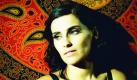 Nelly Furtado, derenEltern von den Azoren stammen, wuchs in Ontario auf und lebt heute in Toronto. Schon als 12-Jährige schrieb sie erste eigene Songs. Ihre Musik zeichnet sich durch einen vielfältigen Stilmix aus:Auf ihren Platten kombiniert Furtado Elemente aus Hip-Hop, Pop und traditioneller portugiesischer Musik. Für ihre Single I'm Like A Bird bekam sie im Jahr 2000 einen Grammy. Auch Promiscuous (2003) und Give It To Me (2007 als Duett mit Justin Timberlake)waren weltweite Hits. Foto: Universal Music