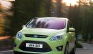 Wie alle neuen Modelle hat auch der C-Max einen großen, trapezförmigen Lufteinlass. Foto: pi