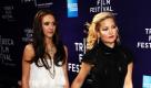 Die Schauspielerinnen Jessica Alba (links) und Kate Hudson scheinen es eilig zu haben, um auf den roten Teppich des Tribeca Film Festivals in New York zu kommen. Das verwundert nicht, wo die beiden doch ihren neuen Film The Killer Inside Me (dt. Der Mörder in mir) präsentieren. Foto: ap