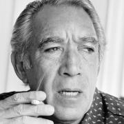 Anthony Quinn (Foto)