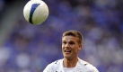 Gerade mal vier Länderspiele hat Igor Denisov für Russland bestritten. Doch der 25-Jährige, der bei Zenit St. Petersburg unter Vertrag steht, gehört zu den besten Jungspielern des Landes und hat schon jetzt einen Marktwert von etwa zehn Millionen Euro. Er wird im zentralen Mittelfeld auflaufen. Foto: dpa