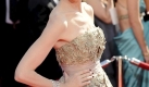 Hiking, Pilates und wenig Fleisch auf dem Speisenplan - so hlt sich Desperate Housewife Marcia Cross fit. Foto: dpa