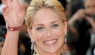 Sharon Stone bestreitet, Schönheitstricks wie Botox anzuwenden. Nur 2008 sorgte sie für einen Skandal, als sie ihrem damals achtjährigen Sohn das Nervengift spritzen lassen wollte, weil dieser unter Schweißfüße leidet. Foto: dpa